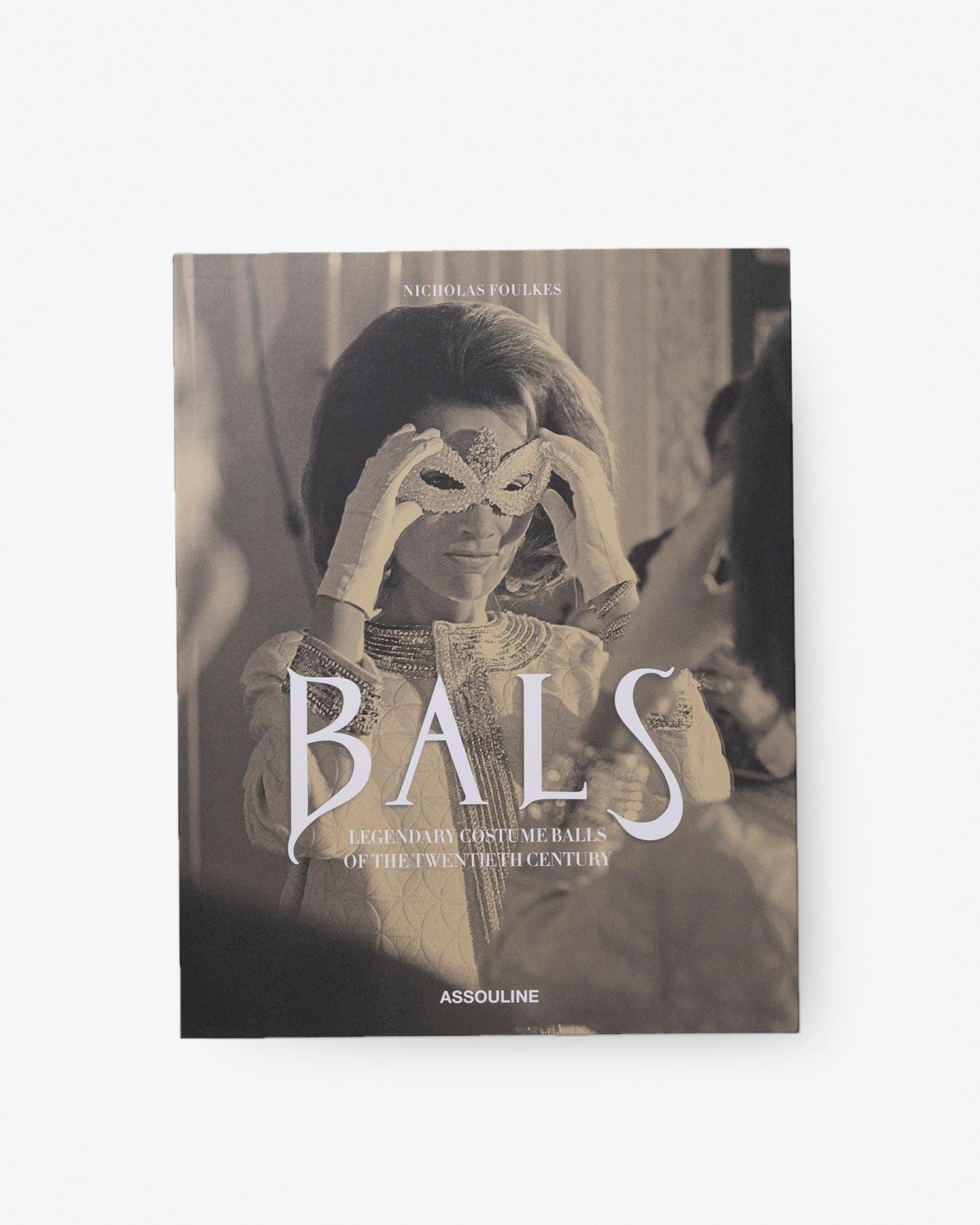 Bals: Legendary Costume Balls of the Twentieth Century - Image 4